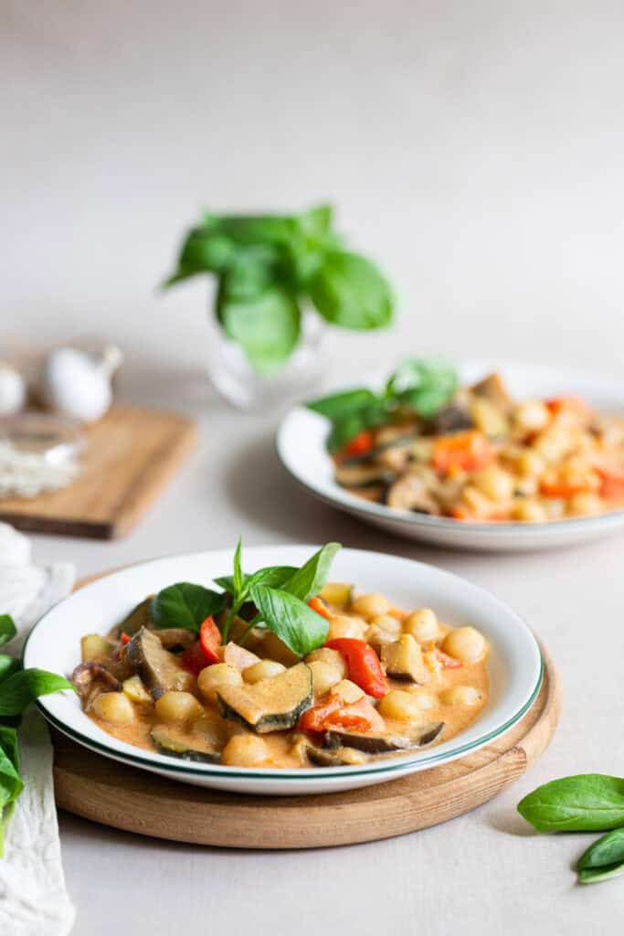 Mediterrane Gemüsepfanne mit Gnocchi